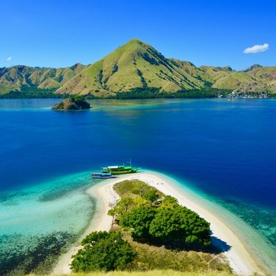 Easy flight ticket booking Tuticorin to Indonesia